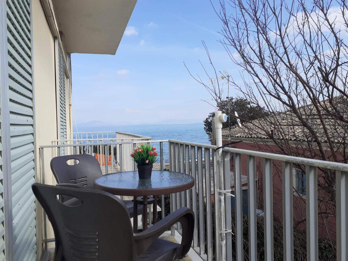 Dimitris Apartments Messongi Месонґі Екстер'єр фото