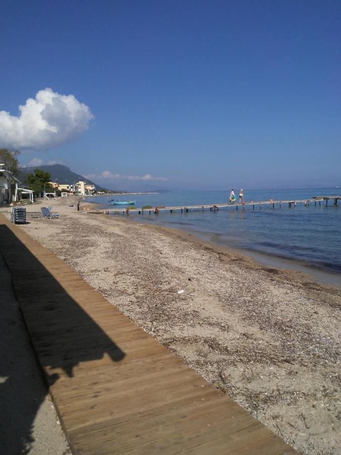 Dimitris Apartments Messongi Месонґі Екстер'єр фото
